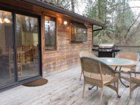  The River House  Рог Ривер